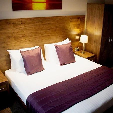 The White Hart Hotel Swindon Kültér fotó
